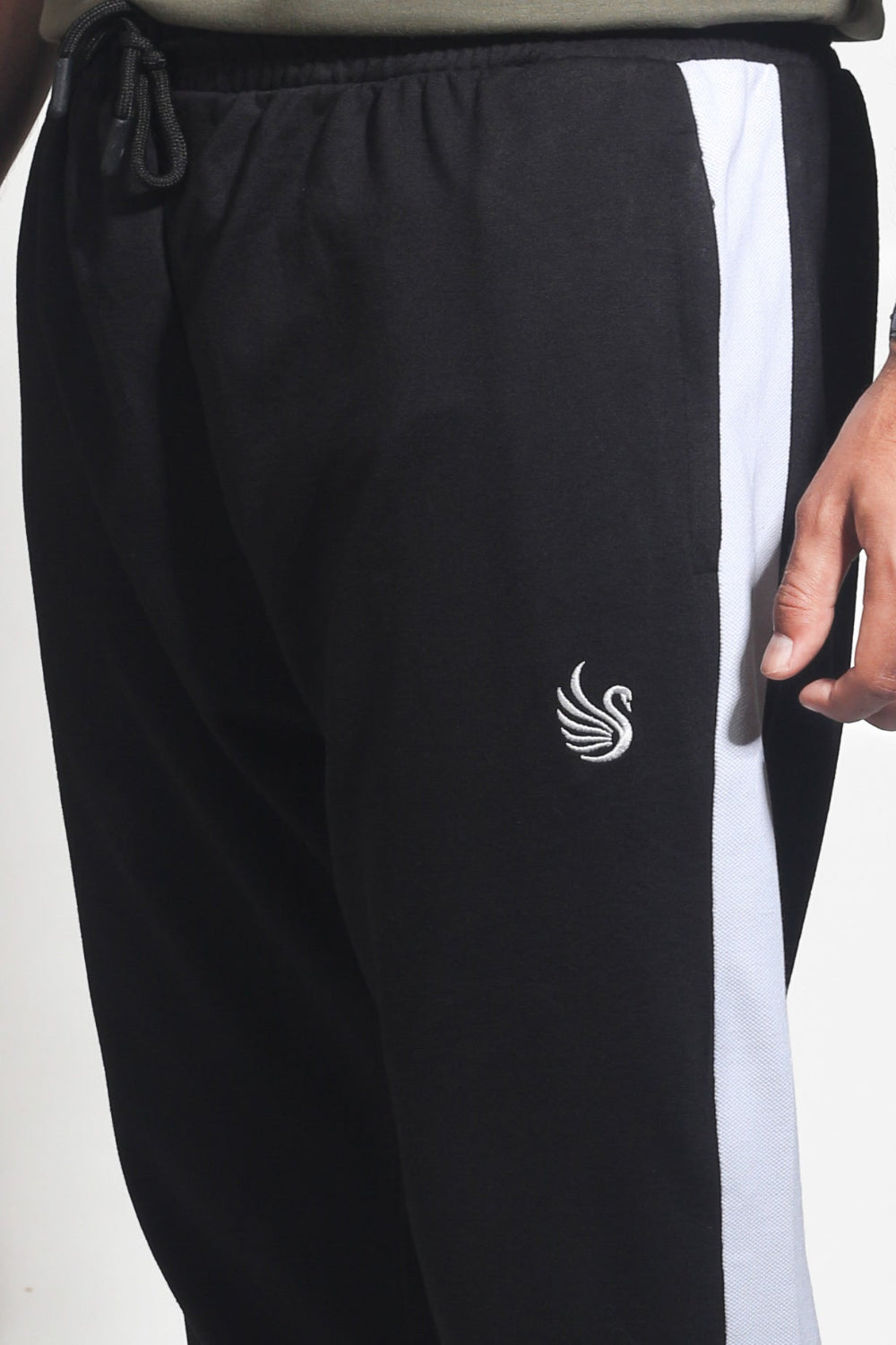 Black & White Contrast Embroidered Trouser